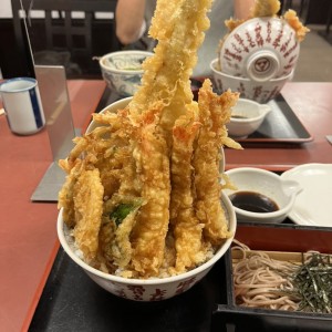 愛知県　電気工事　天丼！！