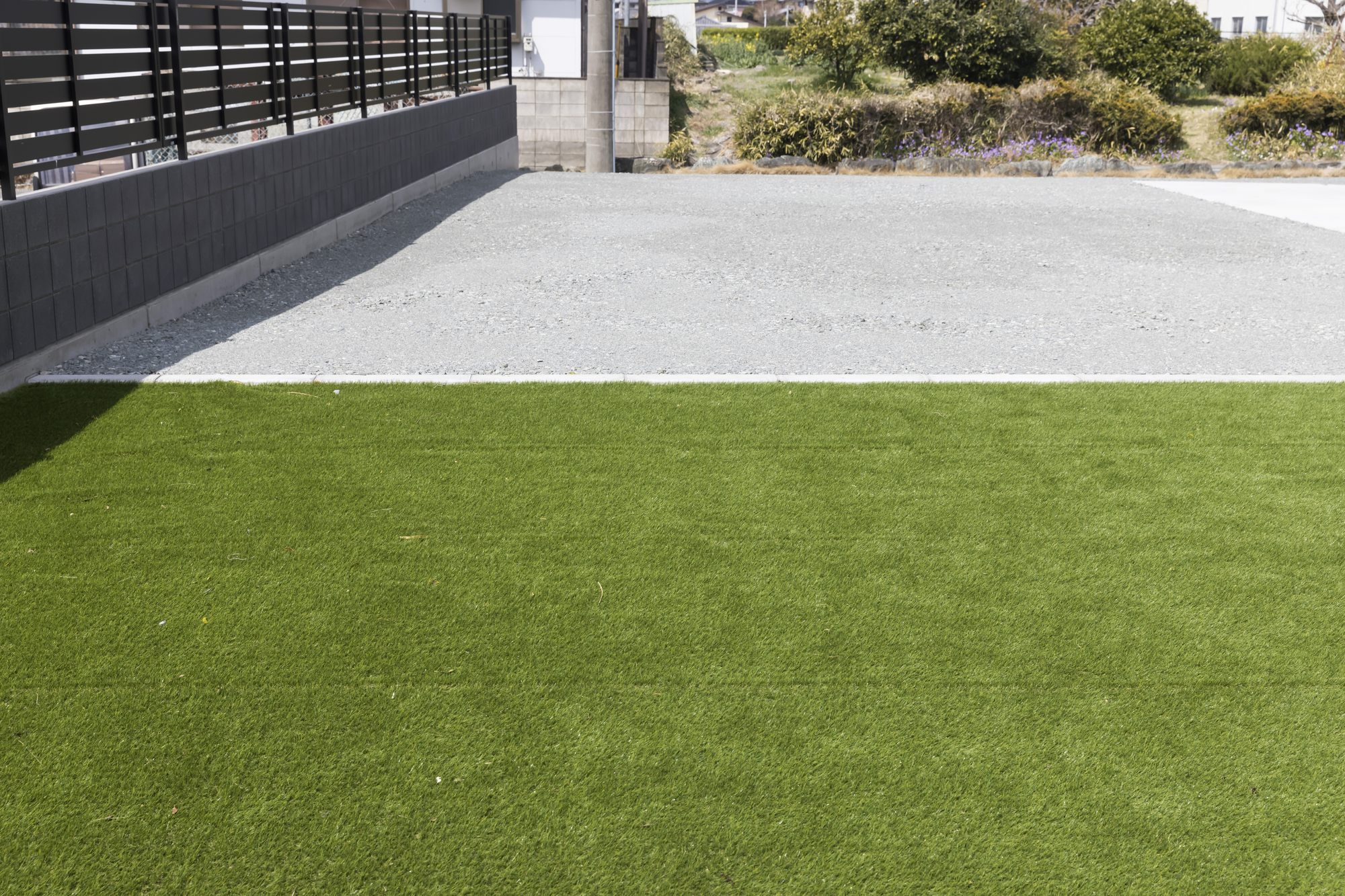 防草・人工芝・砂利敷き