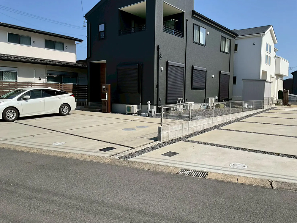 目隠しフェンス・アメリカンフェンス工事（施工前）