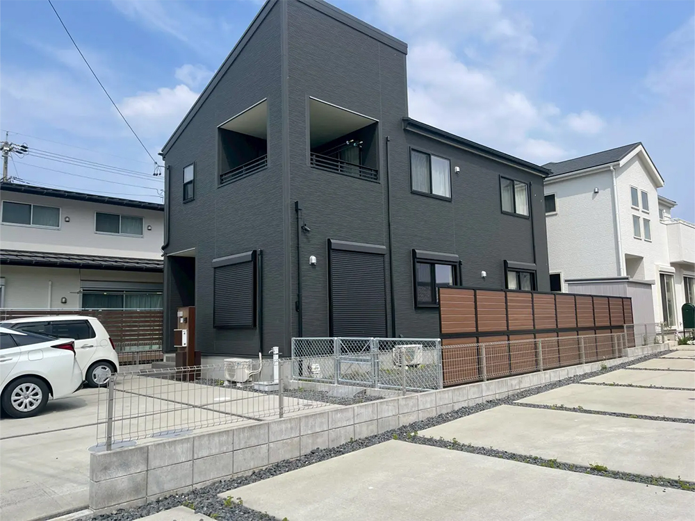 目隠しフェンス・アメリカンフェンス工事（施工後）
